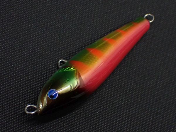 ピンキーピーコックバス