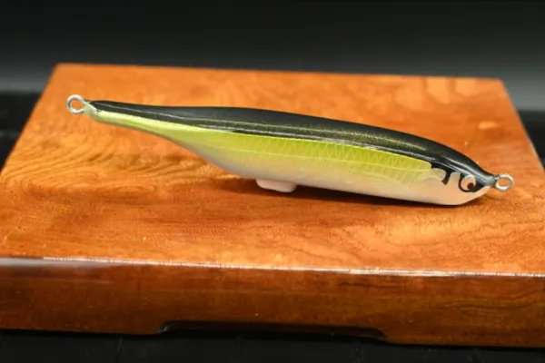 プラムゴールド