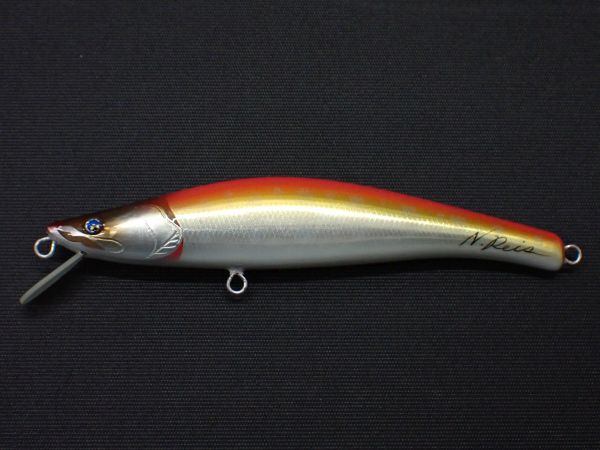 ピンクヤマメ (オーロラ&ケイムラパー)