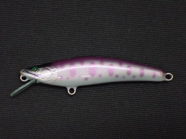 パープルヤマメ