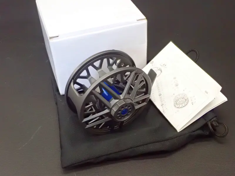 【ティムコ】 オラクル MA 7/8 アイアングレー/ブルー 保証書なし 中古