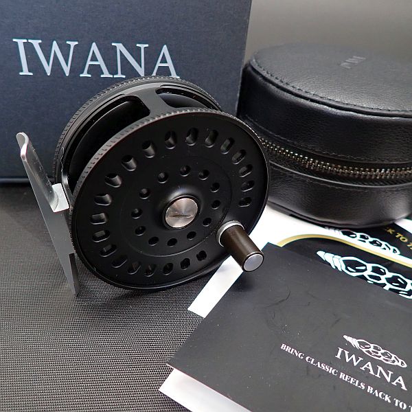 【IWANAリール】 MINAMI 2 3/4 ブラック 中古