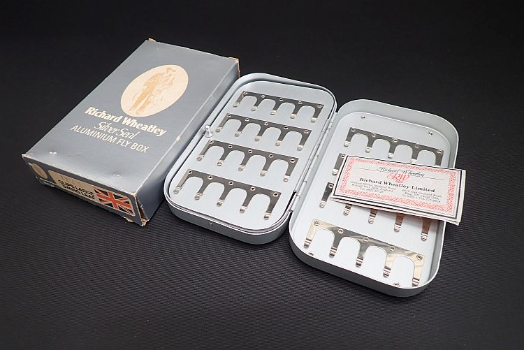 【リチャード ホイットレー】 1642 シルバー 中古