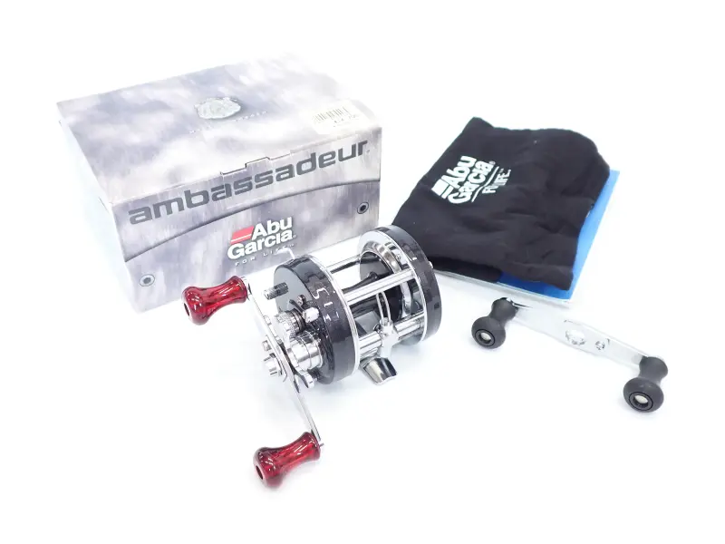 【アブガルシア】 アンバサダー5500C パールブラック 中古