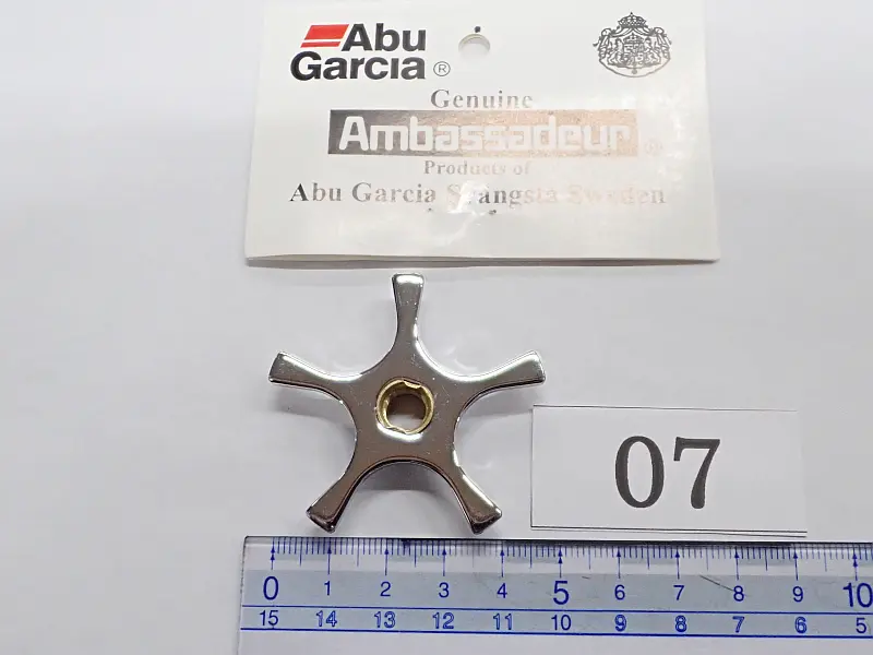 【アブガルシア】 右用スタードラグ 5本爪角型 シルバー 07 中古