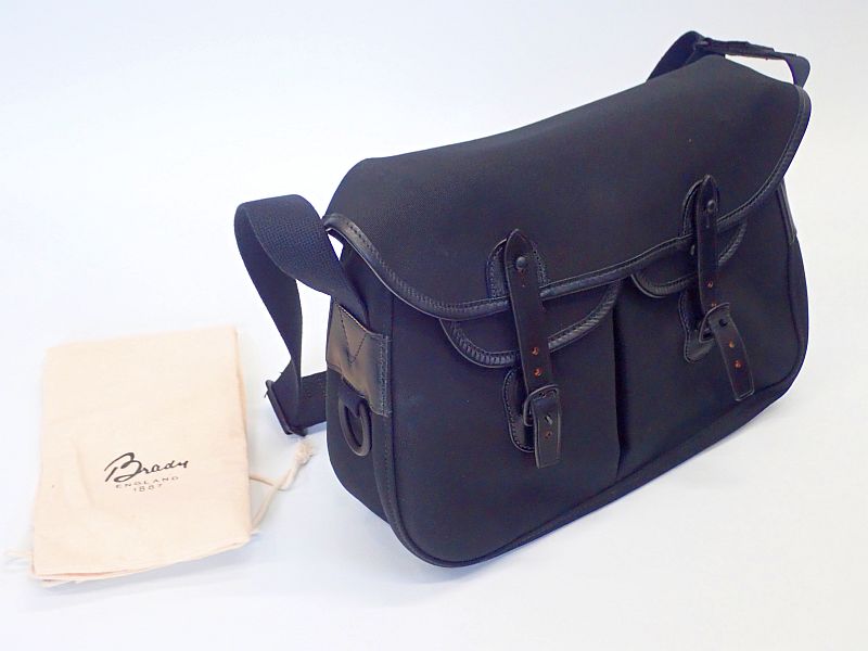【ブレディ】 アリエルトラウト スモール ブラックエディション 中古